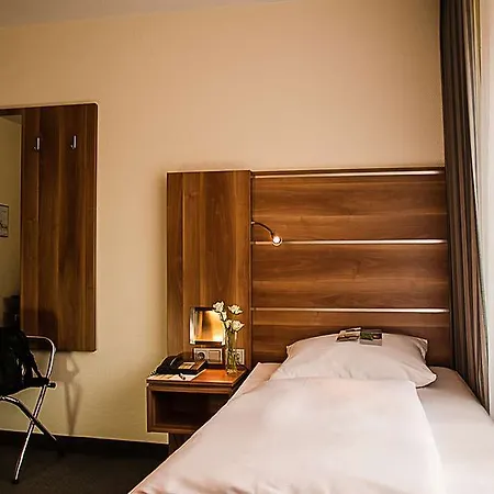 Ghotel & Living Hotel 3*